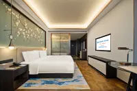 Wyndham Grand Plaza Royale Longchang Hotel di Longchang