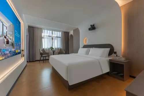 Shanwei Yuhai Yuehuanpeng Boutique Stay (Ermalu Food Street) - Mountain view