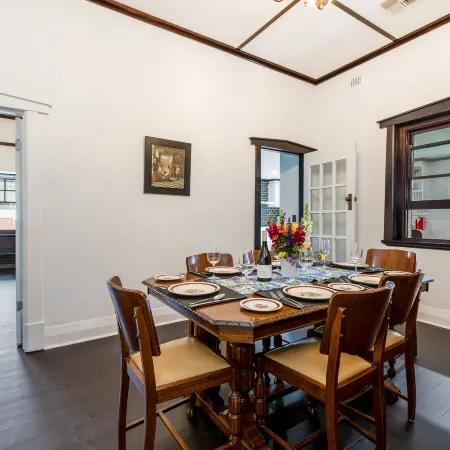Whiterocks Tanunda Walk to Cafés Sleeps 8 Heritage