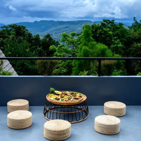 Xiangongjia Courtyard - Sea of Cloud-View Inn, Jingmai Mountain Ancient Tea Forest