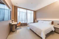 Hanting Hotel (Jiangmen East Station Jianghai Square Branch) Hotel di Jiangmen