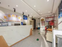 Qiyuan Yueding Business Hotel (Beijing Huilongguan East Street Subway Station) Hotels near North China Electric Power University