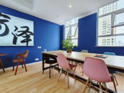 Whale City Hostel