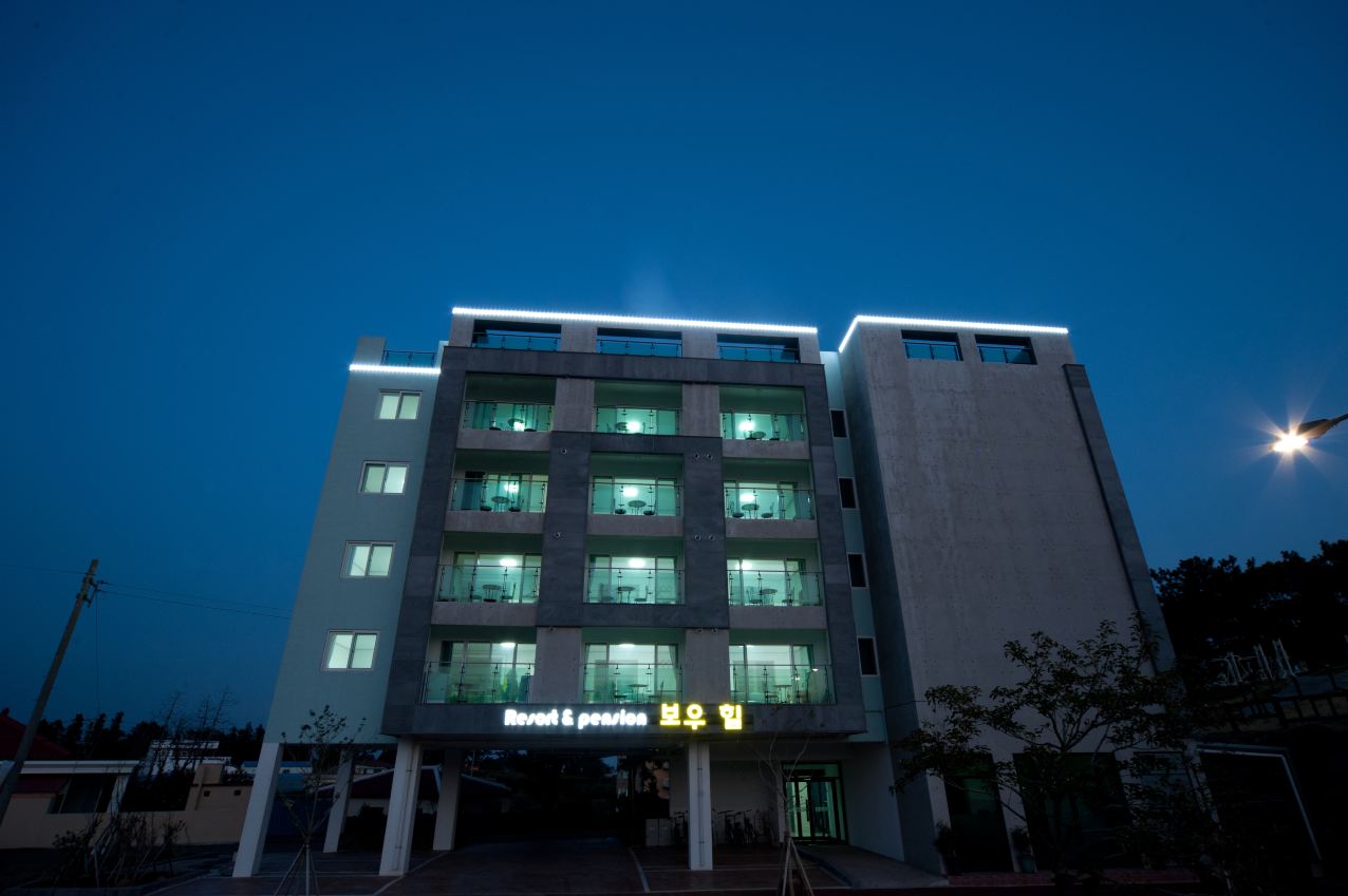 Bowoohill Hotel