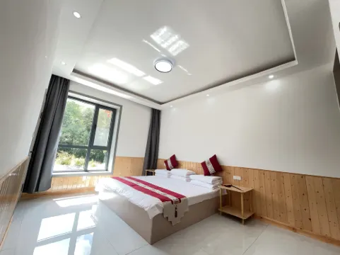 Hongbo Chinese Inn (Xuegu)