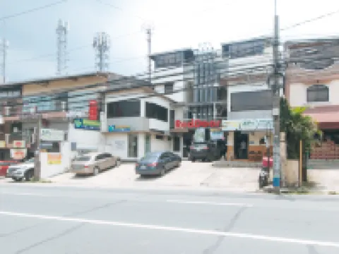 RedDoorz @ RJs Bldg near Lyceum Gen Trias Cavite Cion Suites Hotels in General Trias