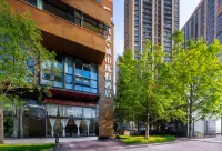 Yujian City Resort Hotel (Guiyang Poly Phoenix Bay Zaojiao Well Subway Station) Hotels in Railway Station Area