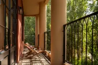 Dunhuang Muzhou · OASIS Resort Hotel (Mingsha Mountain And Crescent Spring) - 3-Star