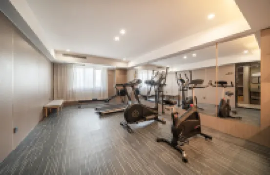 鉑頓元世紀酒店（珠海明珠輕軌站店）