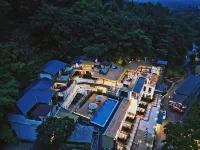 MoonlitNooksMistyNicheMildNook home stay facility (qingcheng mountain scenic area stores)
