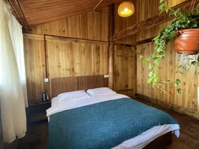 Baibei Yaoyao Bainiaofang Hotels near Baibei Miaozhai