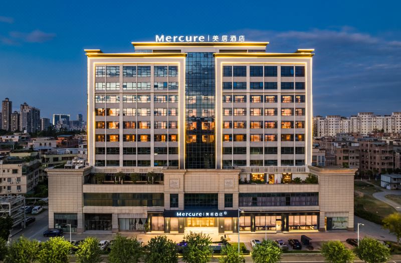 Mercure Hotel (Guangzhou South Railway Station Nanpu Metro Station Branch)