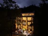 山語花柒觀景民宿(肇興侗寨店) 肇興侗寨-鼓樓群附近的飯店