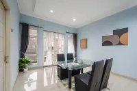 Cove Stariez Hotels in Curug