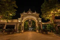 Pich Kunthea Angkor Resort Hotels near Bayon Guide