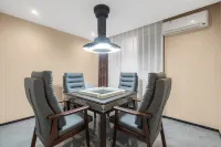 Neo·Laizhu Cinema·View Light Stay (Luojiang University Town Branch)