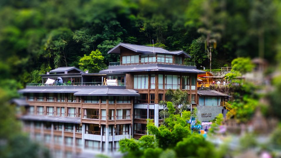 Longsheng Hot-spring Hotel
