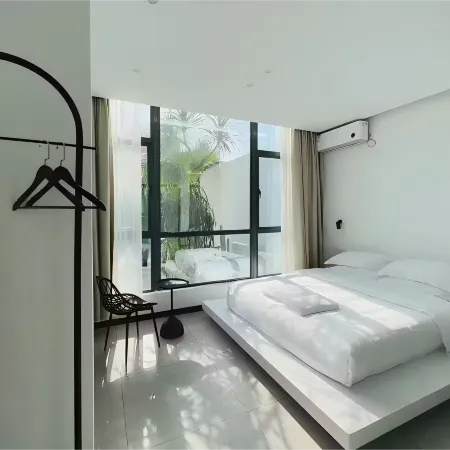 Ninglu Homestay (Riyuewan)
