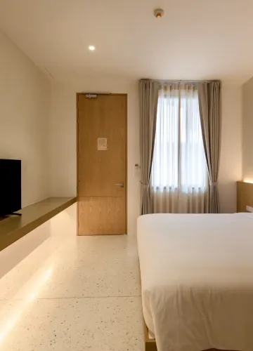 ห้องเตียงใหญ่วิวสวน