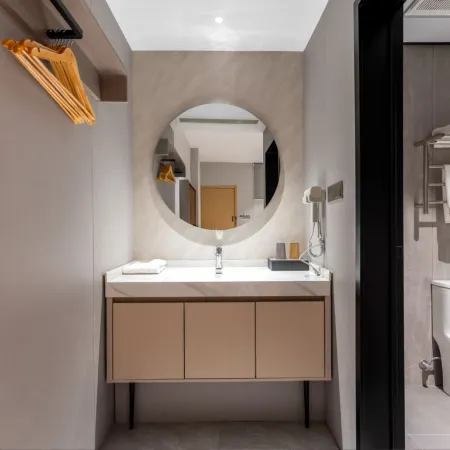 SUZHOU WUYUN LANyue BUSINESS HOTEL (GUOYUAN ROAD METRO STATION, YINSHANHU)