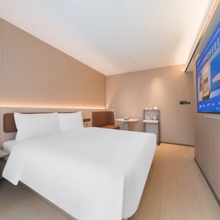 HanTing Hotel (Binhai Wuyue Plaza)