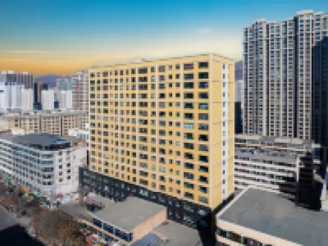 Ease Hotel (Xining Railway Station Xinqian International Plaza) Hotels in Xining