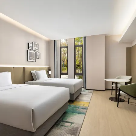 Holiday Inn Shanghai International Resort by IHG