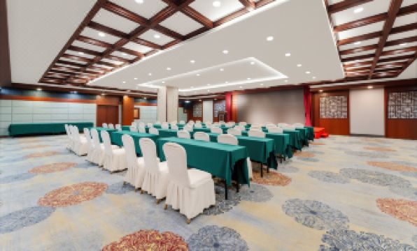 FOUR SEASONS KYLIN HOTEL