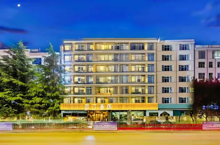 Yating Hotel (Binhai Avenue, Weining County)