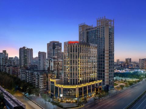 武漢天地漢口江灘希爾頓歡朋酒店