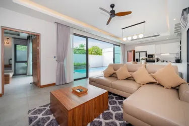 รูปภาพของนิคกี้ วิลล่าหรู 3 ห้องนอนพร้อมสระว่ายน้ำส่วนตัว พักผ่อนอย่างผ่อนคลายในบางเทา ลากูน่า