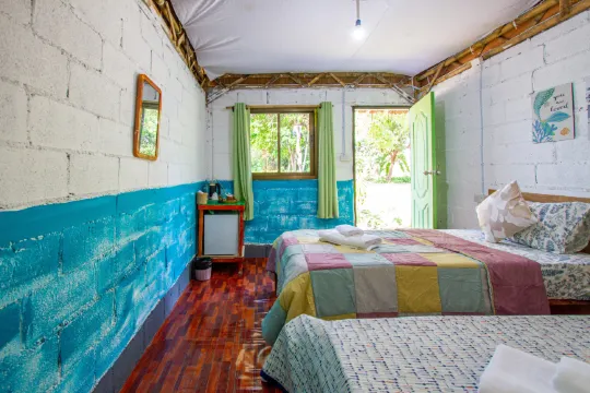 ห้องเตียงคู่ ปรับอากาศ