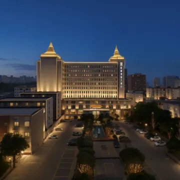 格林縵旅大酒店（八一廣場一附院店） 鄰近七里的酒店