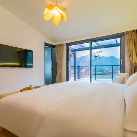 Baiyu Hotel Отели рядом с достопримечательностью «Tianmu River Drifting»