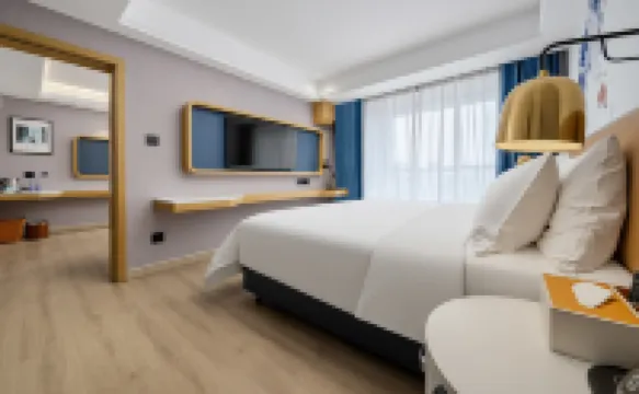 Kyriad Marvelous Hotell (Jiangmen Pengjiang Jiangmen Avenue Branch)