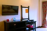 Horizon Karon Beach Resort & Spa