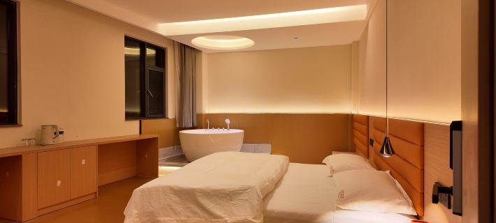 Xiongjie Hotel Hotels in Shidian