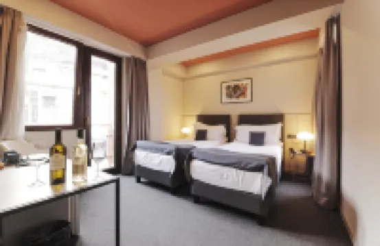 King Tamar Hotel By Luxuria Hotels