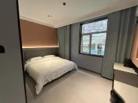 名樓輕奢酒店