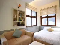 Meter 2 Hostel-Qingnian โรงแรมในไถหนาน