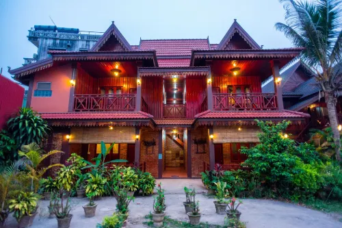 Zuela Guesthouse and Restaurant - Breakfast