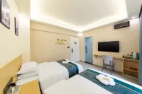 Kangding County Residence