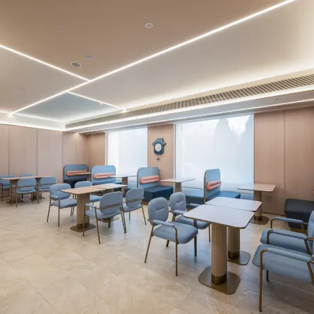 Hanting Hotel (Xinzhou West Station Kailai Xinyue Plaza)