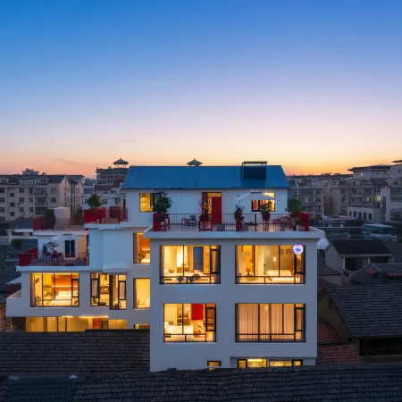 Hua Zhu·He Ya Designer Hotel (Yangzhou Dongguan Street Store)