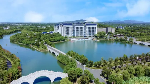 YIXING SHUIMO HENTIQUE RESORT