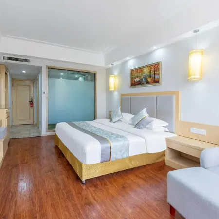 Hua     Yi Hotel