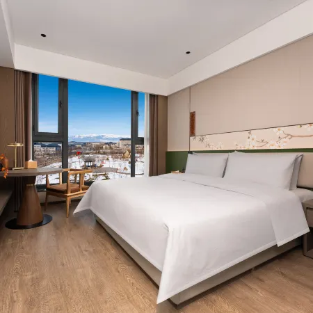 Yili  Xinyuan Renjoy Hotel（Newly Opened Food Plaza Shop）