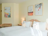 Hotel Lessing Hotels near City gate