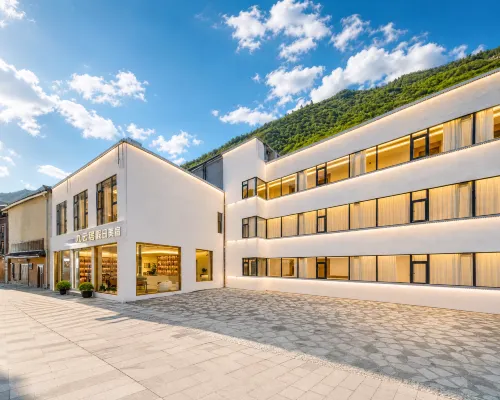 Jiuzhaigou Jiuyunju Holiday Boutique Stay 주자이거우 호텔