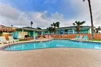 The Island Hotel Near Beach Port Aransas